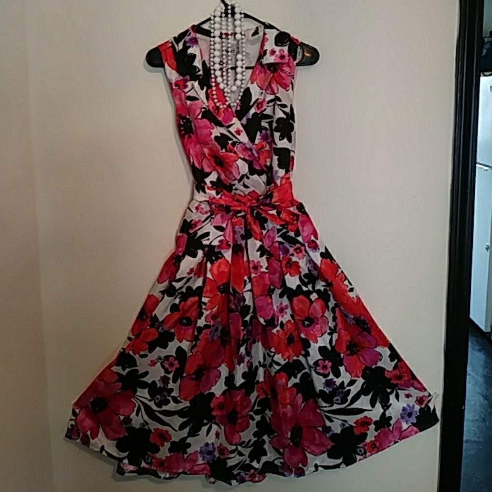 Ladies Beautiful Floral Dress and Accessories